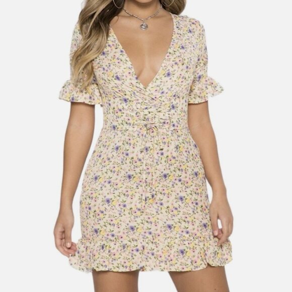 Pretty Little Thing Floral Print Corset Waist Ruffle Hem Mini Dress Stone Size 2 - Picture 1 of 10